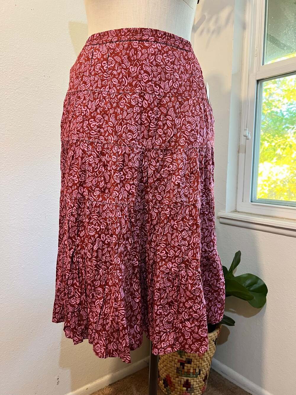 Dip Moody Pink Printed Tiered Cotton Blend Midi Skirt Size Medium NEW with tags